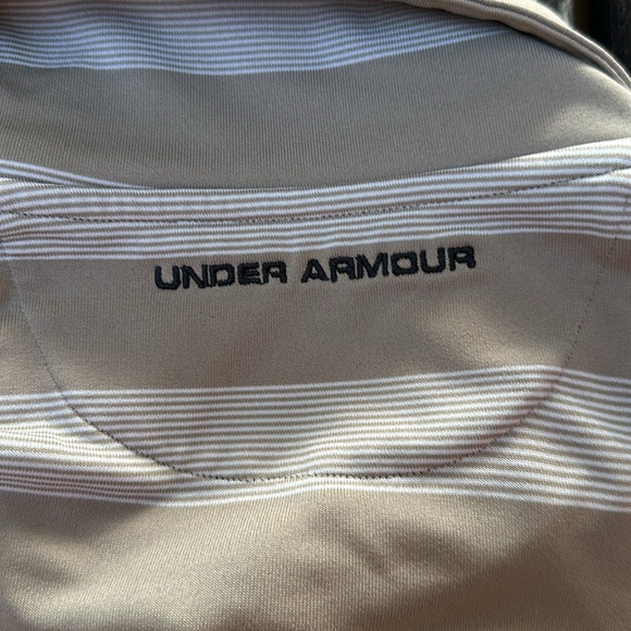 UNDER ARMOUR POLO SHIRT - Picture 4 of 5